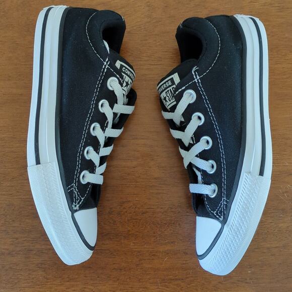 Converse low top black Big kids  size 1 - Picture 6 of 8
